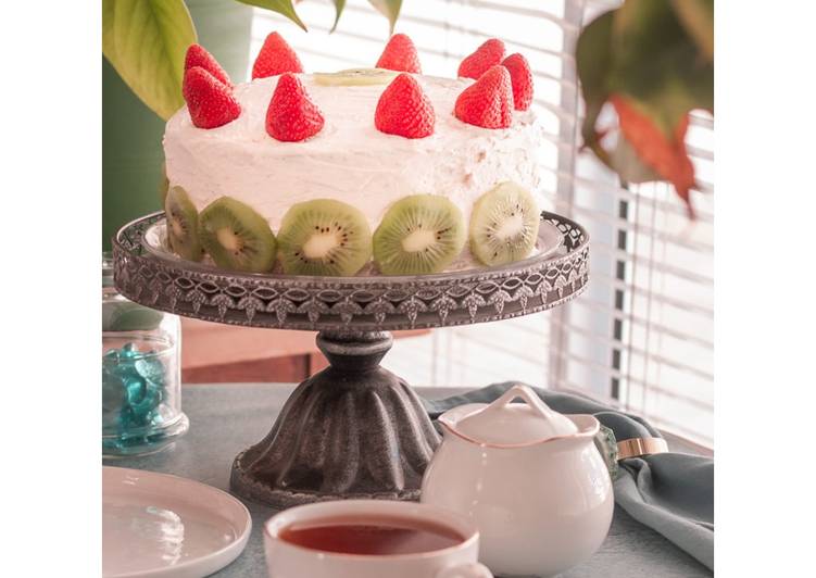 Recipe of Any-night-of-the-week Dreamy Moist Strawberry Vanilla Cake