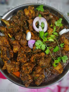 A picture of Desi Chicken Kosha.