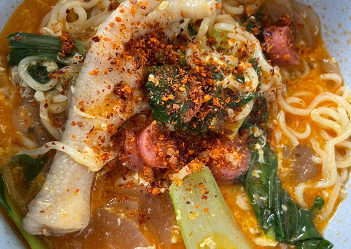 Seblak spagetti,bakso,sosis endul