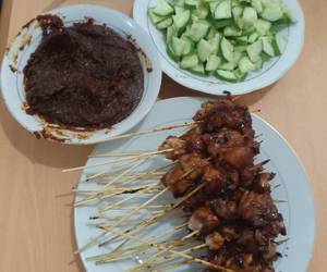 Cara Menyajikan Sate madura Mantul Banget