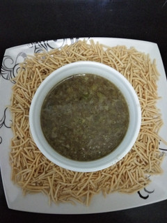 જૈન મંચાઉ સૂપ (Jain Manchow Soup Recipe In Gujarati) રેસીપી મુખ્ય ફોટો