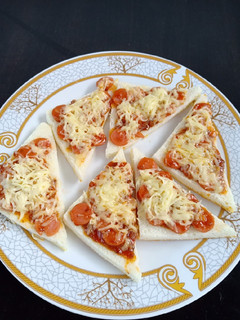 Foto resep Pizza Roti Tawar Sosis Simple