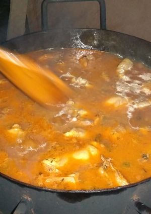 Una foto de Guiso de arroz con pollo al disco