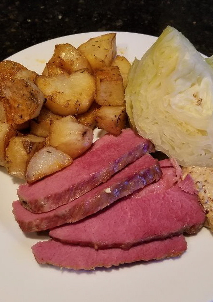 A picture of Corned Beef & Cabbage.