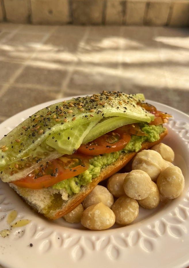Una foto de Tostada vegetal para desayunar