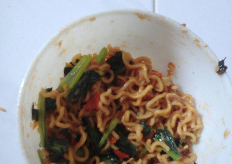 Langkah Mudah untuk Menyiapkan Mie goreng dara Anti Gagal