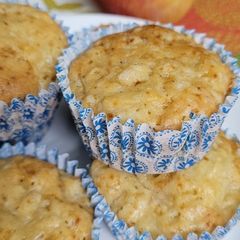 Apple cinnamon muffins A picture of Apple cinnamon muffins.
