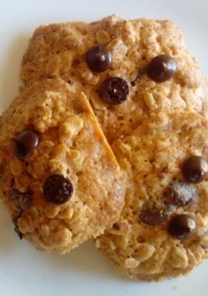 Una foto de Galletas de avena con chips de chocolate