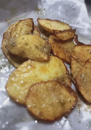 A picture of Fried potatoes.