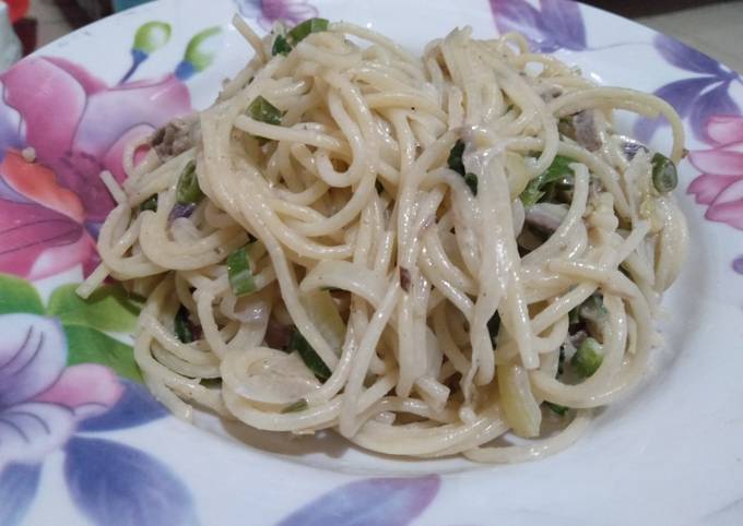 Spaghetti rendah kalori (menu diet puasa)