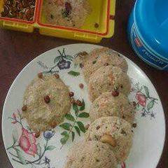 Rawa veg idli /instant idli A picture of Rawa veg idli /instant idli.