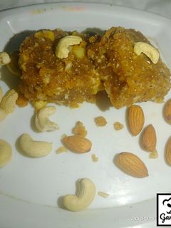 खोरक (सिंधी मिठाई-माजून) (Khorak (Sindhi meethai majun recipe in Hindi) रेसिपी मुख्य फोटो