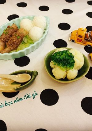 Hình của món Thịt bò bọc nấm đùi gà.