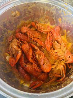 Una foto de Cangrejos con tomate