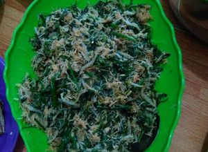 Foto resep Urap pakis dengan toge