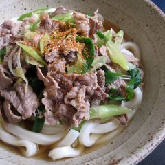 A picture of Beef Udon Soup.