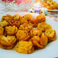 A picture of Golap Pitha.
