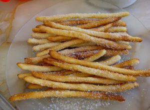 Una foto de Churros(sin manga ni churrera.)