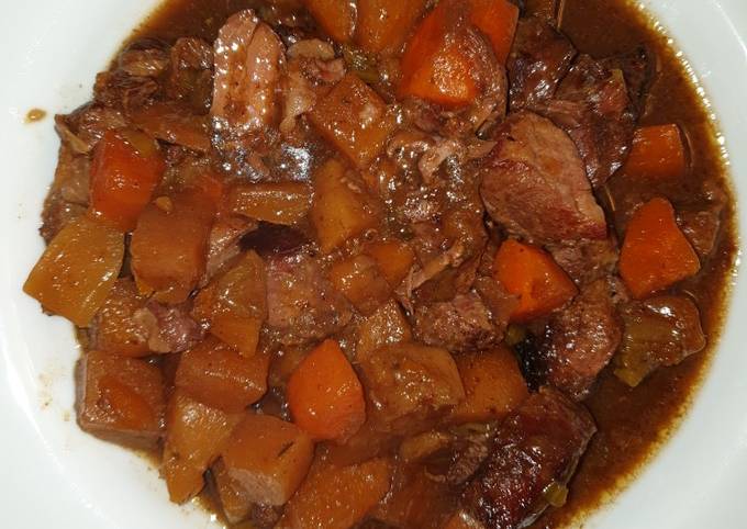 Simple Way to Prepare Homemade Slowcooker Goat Stew