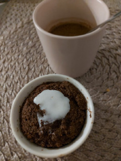 Una foto de Keto Muge Cake chocolate