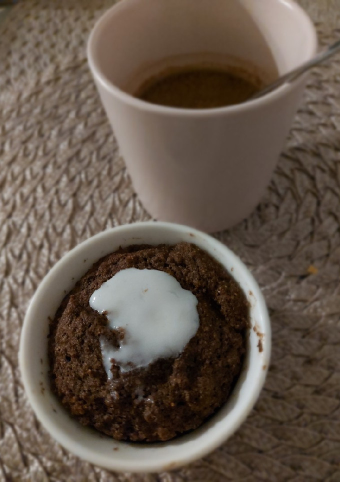 Una foto de Keto Muge Cake chocolate