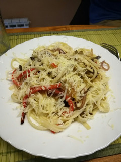 Una foto de Tallarines con verduras
