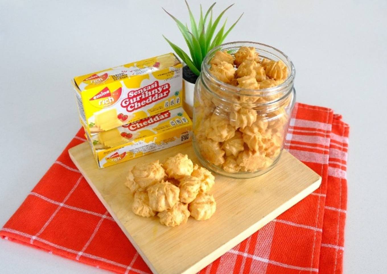 Cheese Choux Cookies