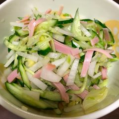 A picture of Japanese coleslaw.