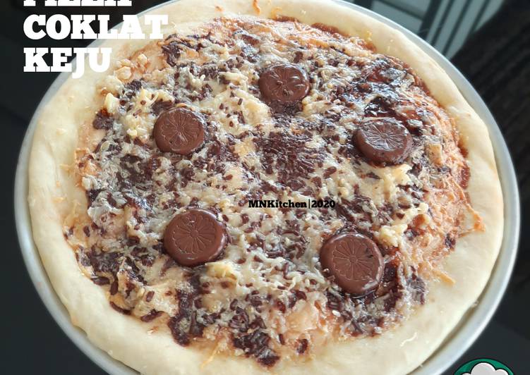 Pizza Keju Coklat