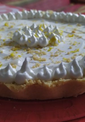 Una foto de Tarta hecha con Alfajores!