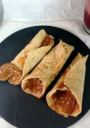 Una foto de Crepes de canela