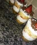 Postre flash vainillas, chantilly y frutillas 🍓🍓🍓