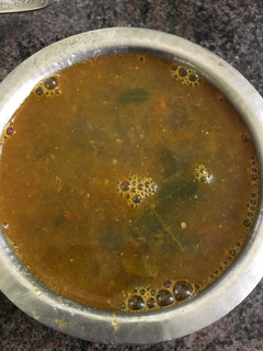 முருங்கை கீரை சூப் (Murunkai keerai soup recipe in tamil) செய்முறை முக்கிய புகைப்படம்