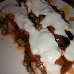 Una foto de Canelones de berenjenaa