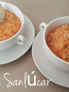 Una foto de Arroz meloso de gambas con choco simple y delicioso