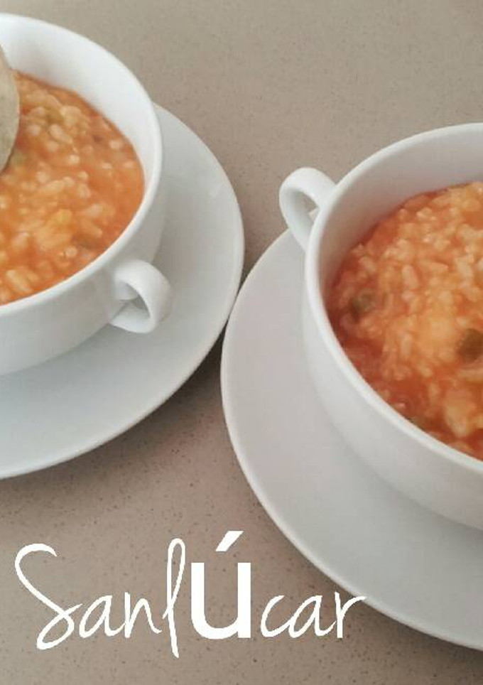 Una foto de Arroz meloso de gambas con choco simple y delicioso