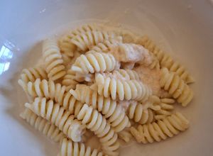 Foto di Fusilli con formaggio spalmabile e salmone