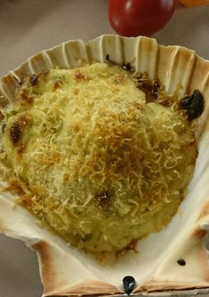 Fésűkagyló Mornay mártásban recept fotója