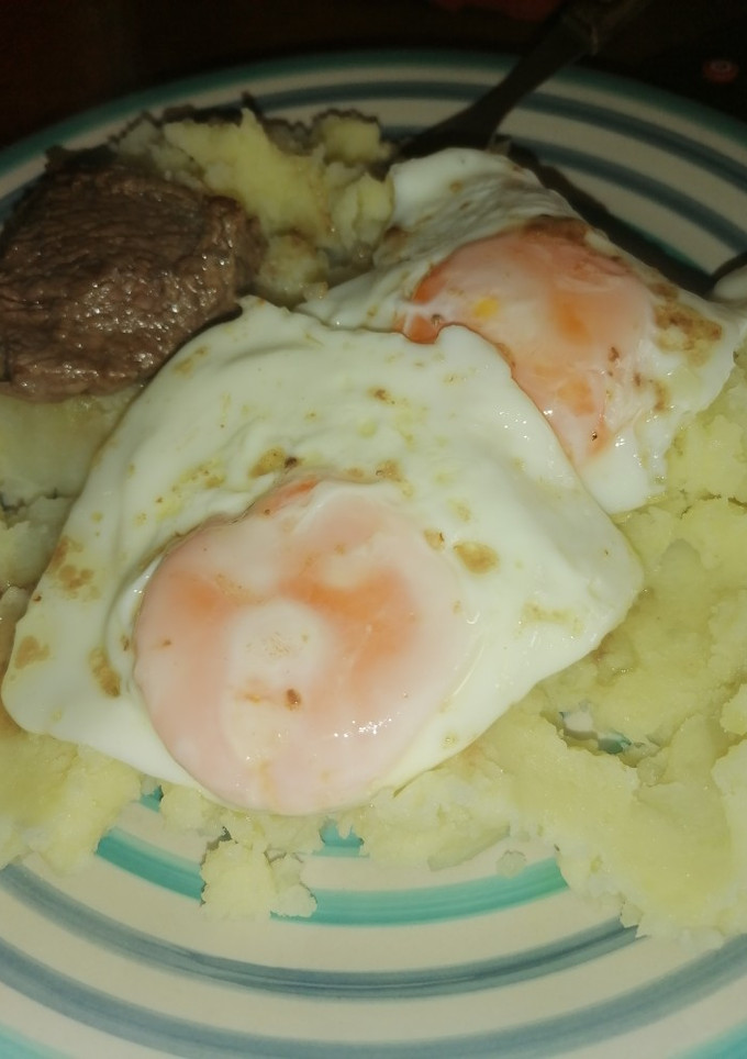 Una foto de Puré con huevo en 30 min
