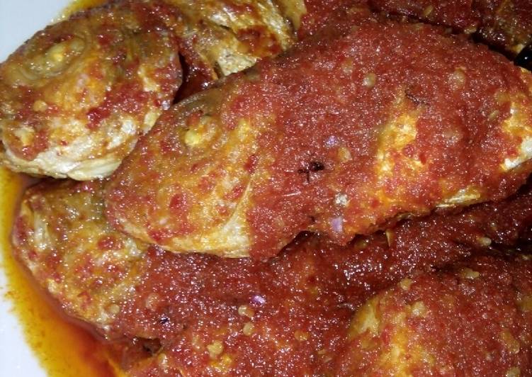 How to Prepare Delicious Ikan merah sambalado