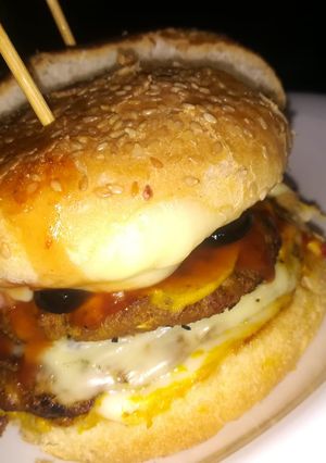 A picture of Beef Burger.