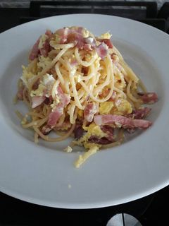 A picture of Carbonara.