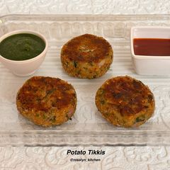 Potato Tikkis (Crispy & Quick Snack Delight) A picture of Potato Tikkis (Crispy & Quick Snack Delight).
