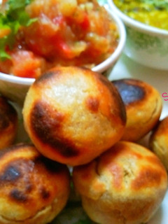 सत्तू लिट्टी-चोखा (Sattu Litti Chokha Recipe in Hindi) रेसिपी मुख्य फोटो