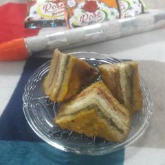 A picture of Colour bread pakora.