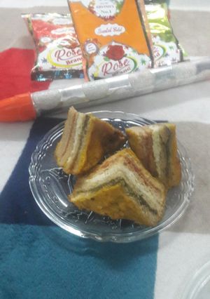 A picture of Colour bread pakora.