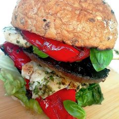 A picture of Chicken burger/roasted red pepper/balsamic portobello mushroom.