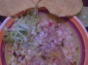 Una foto de salsa de chile de arbol para pozole