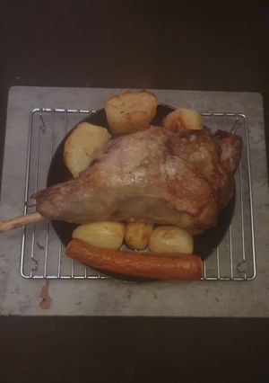 A picture of Roast Leg of Lamb.