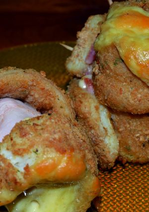 Una foto de Volcán  de pescado, con panceta y queso